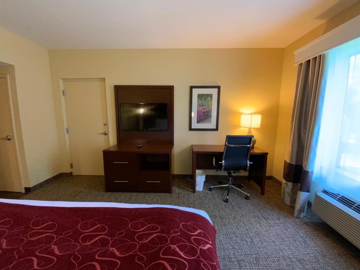 Comfort Suites Fredericksburg North Exteriör bild