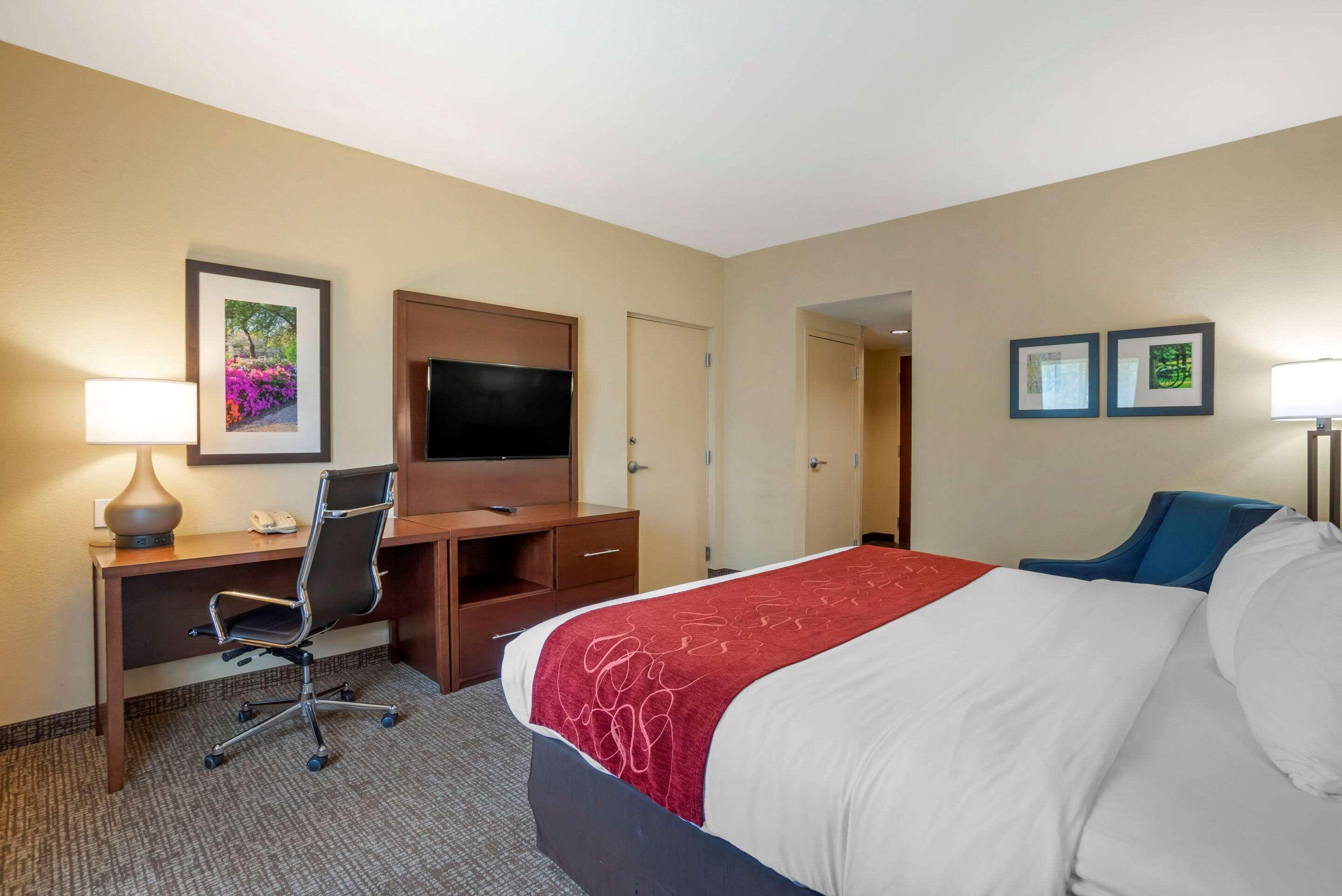 Comfort Suites Fredericksburg North Exteriör bild