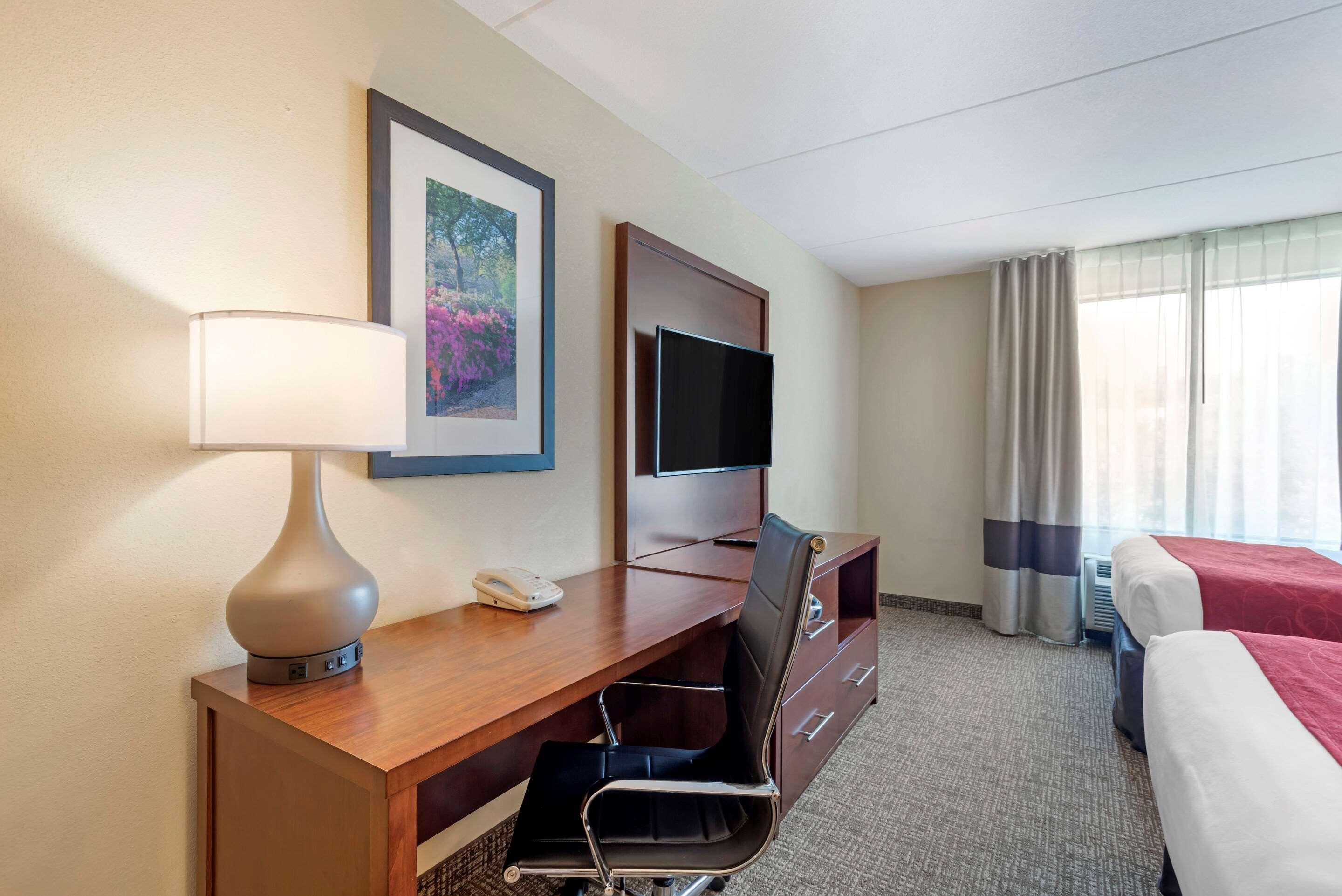 Comfort Suites Fredericksburg North Exteriör bild