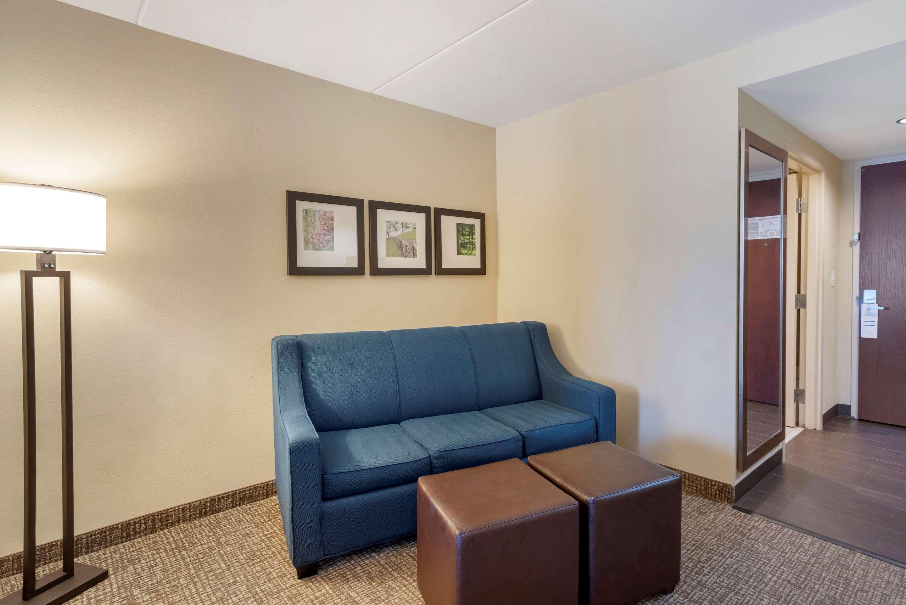 Comfort Suites Fredericksburg North Exteriör bild