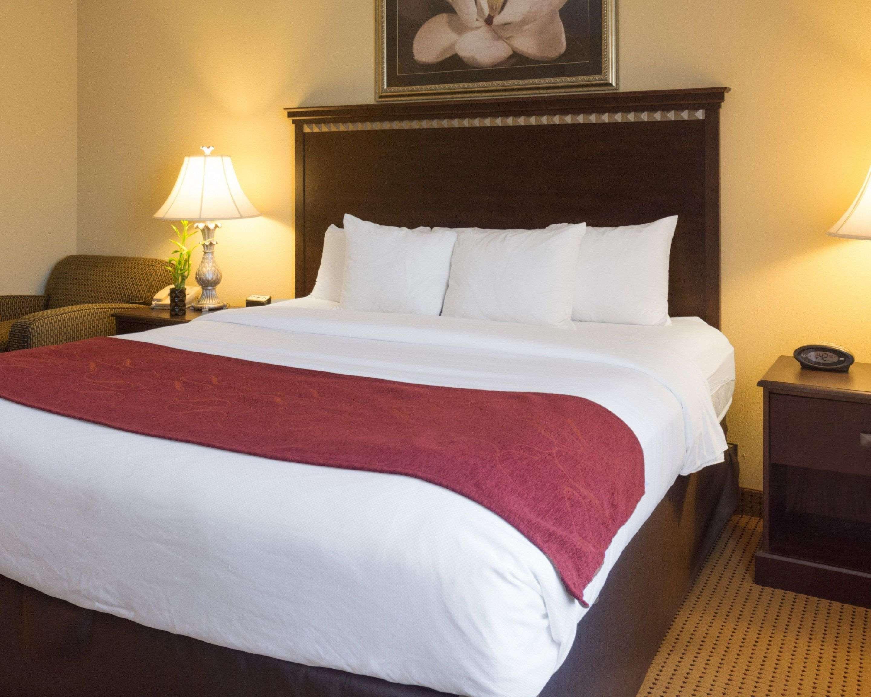 Comfort Suites Fredericksburg North Exteriör bild