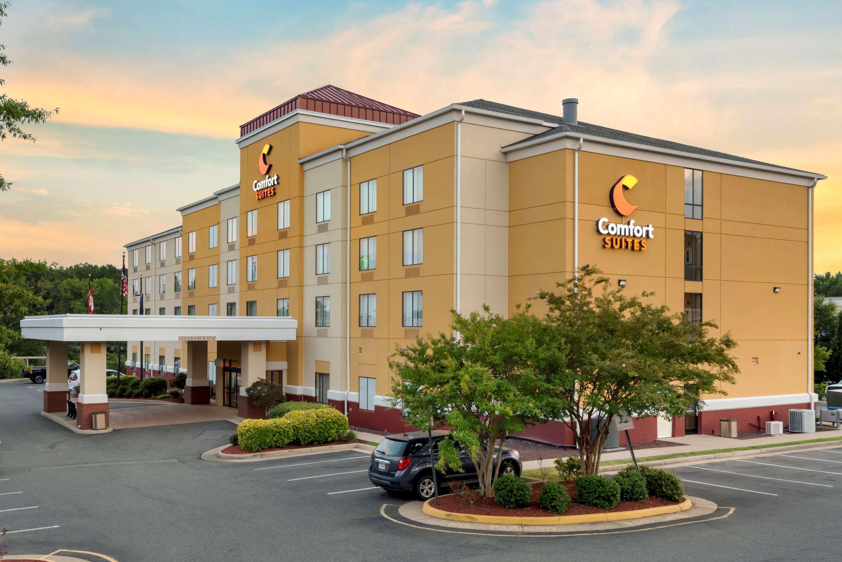 Comfort Suites Fredericksburg North Exteriör bild