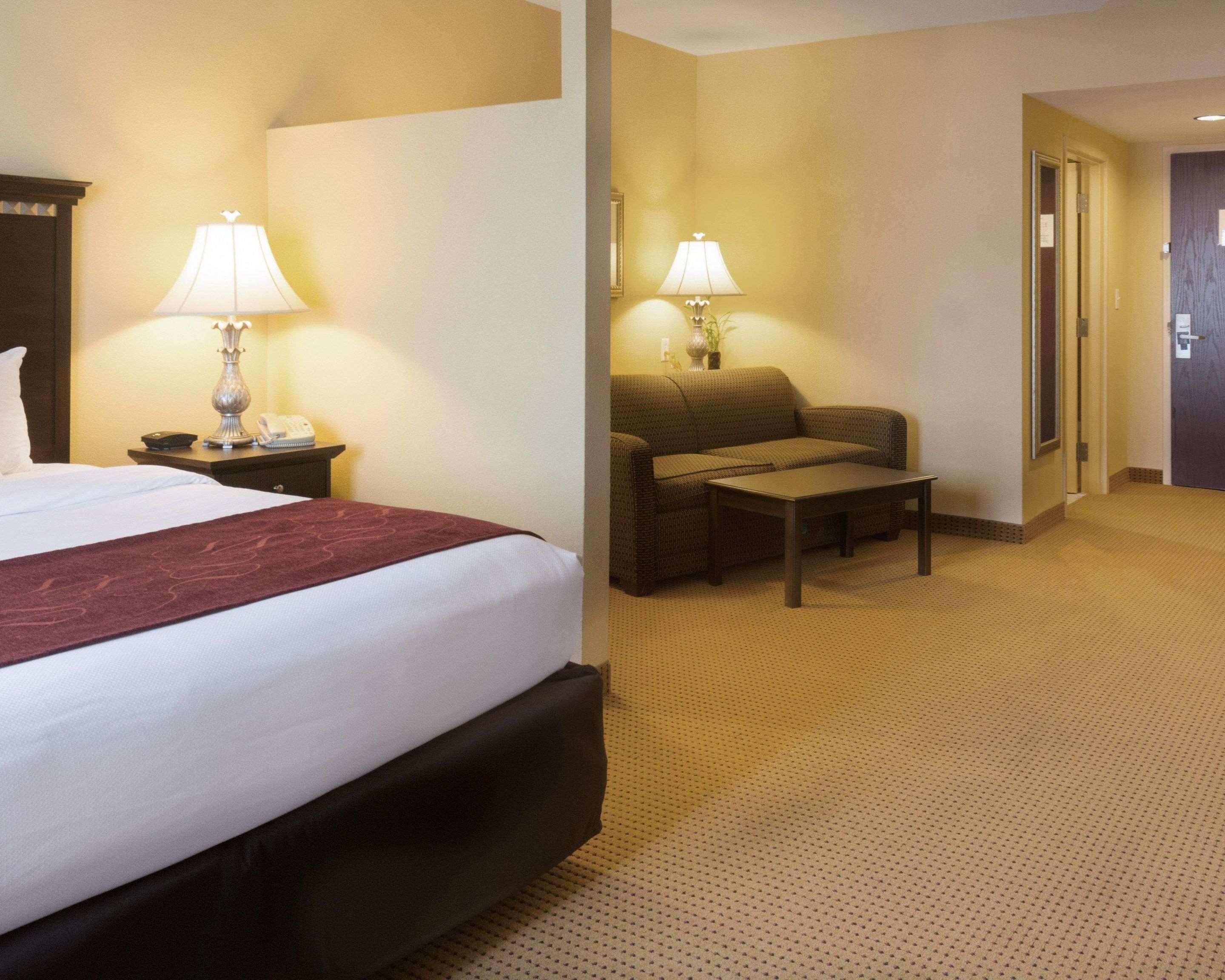Comfort Suites Fredericksburg North Exteriör bild