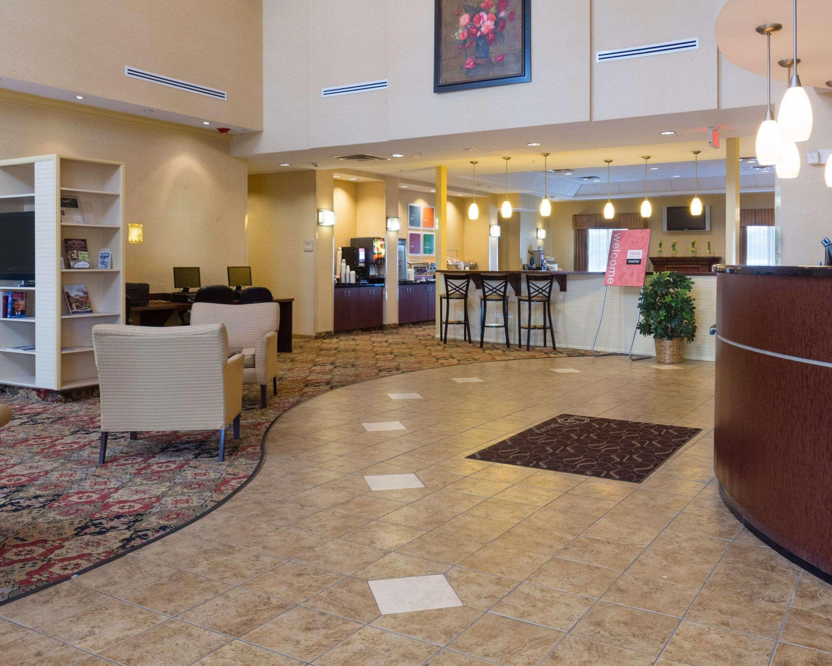 Comfort Suites Fredericksburg North Exteriör bild