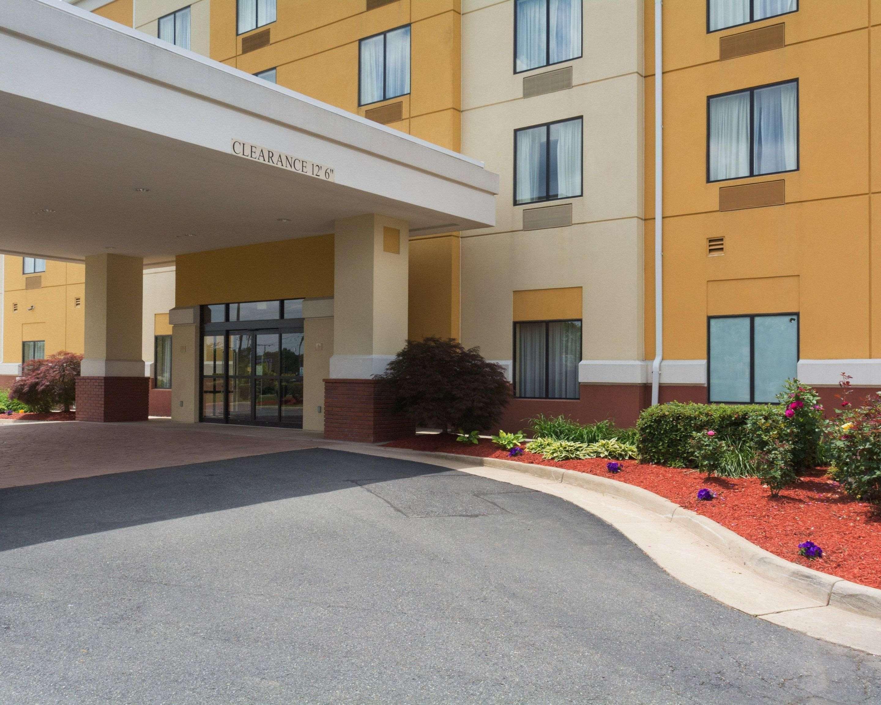 Comfort Suites Fredericksburg North Exteriör bild