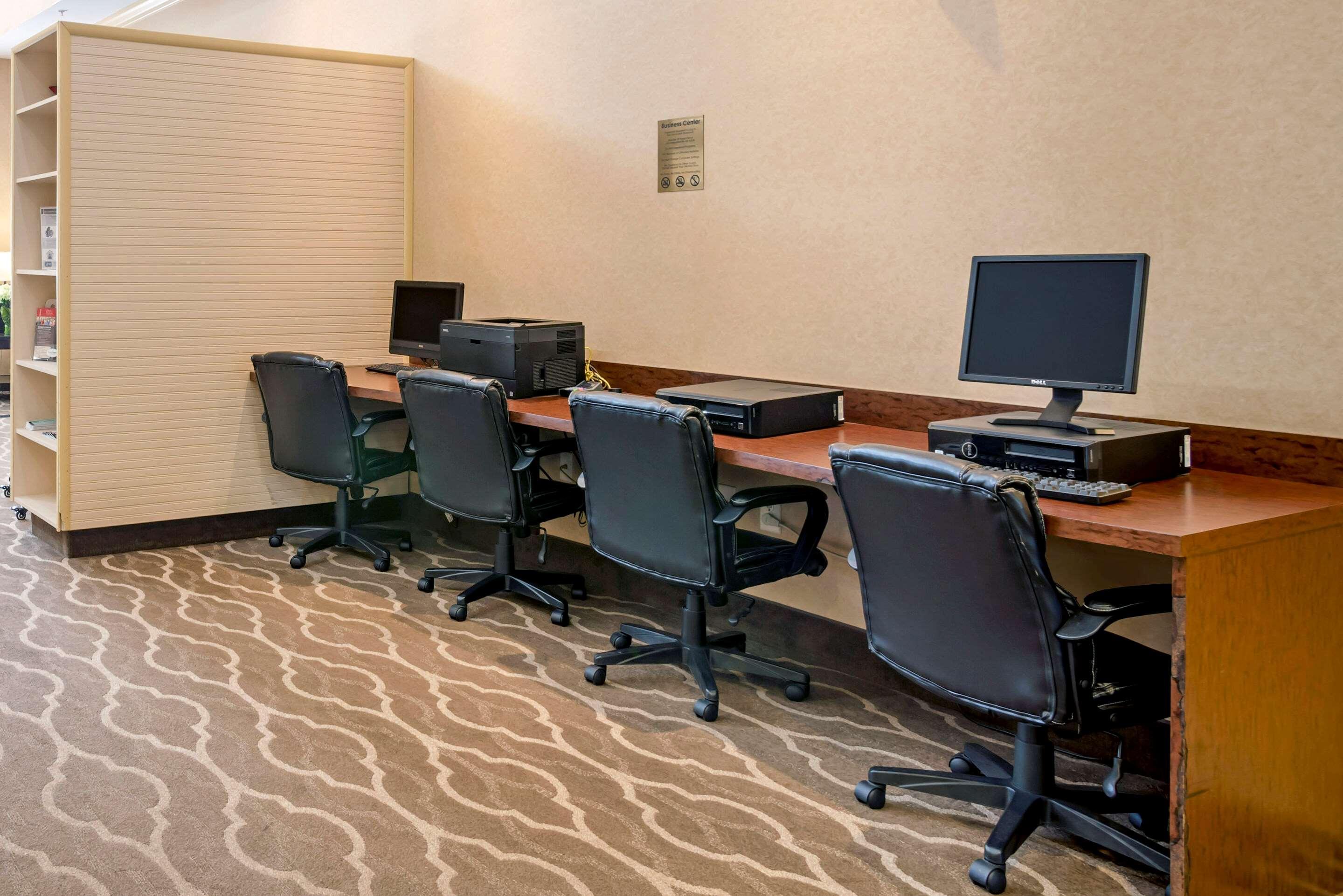 Comfort Suites Fredericksburg North Exteriör bild